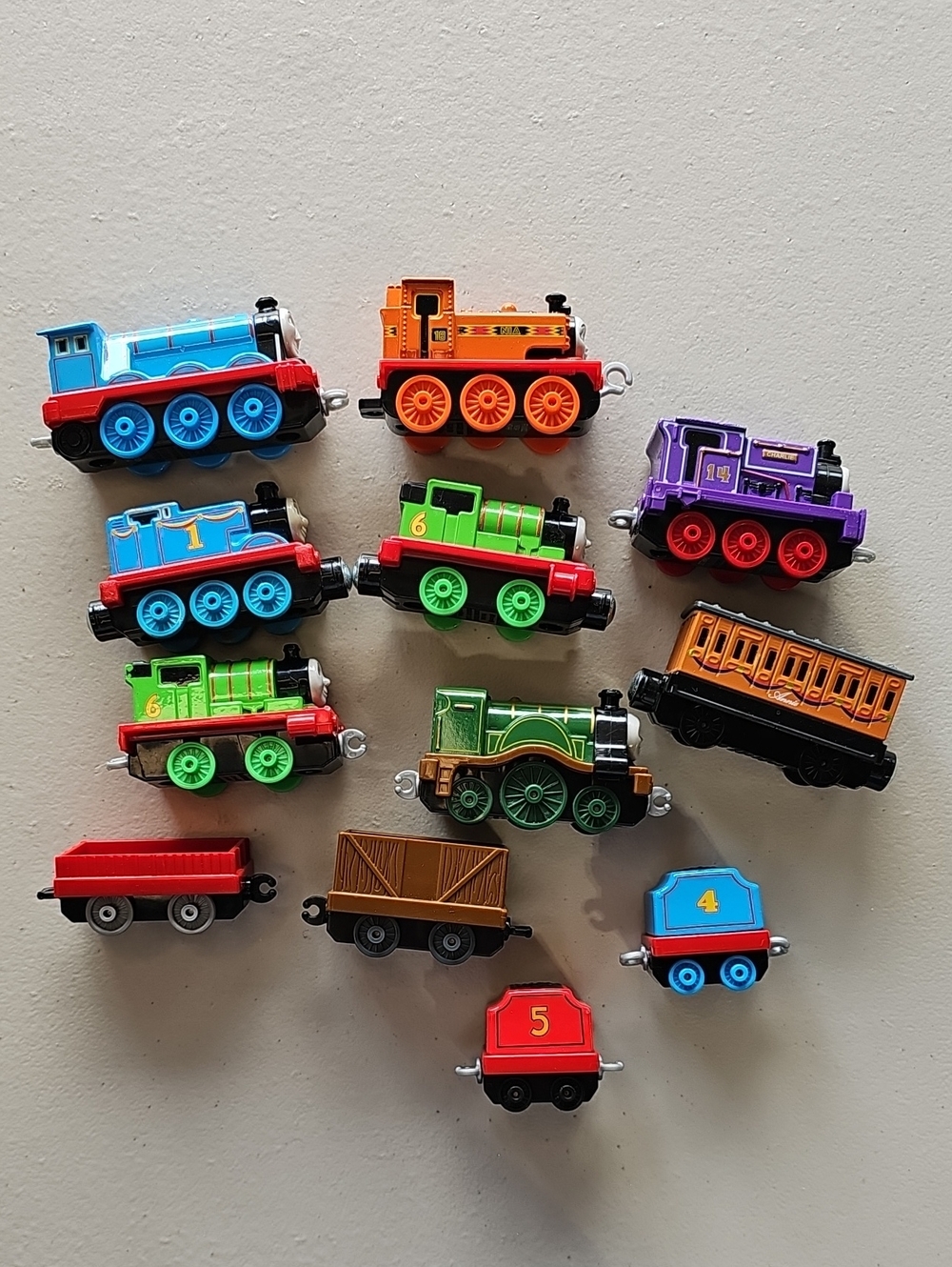 Thomas The Train, Smaller Metal Cars, Lot Of 12